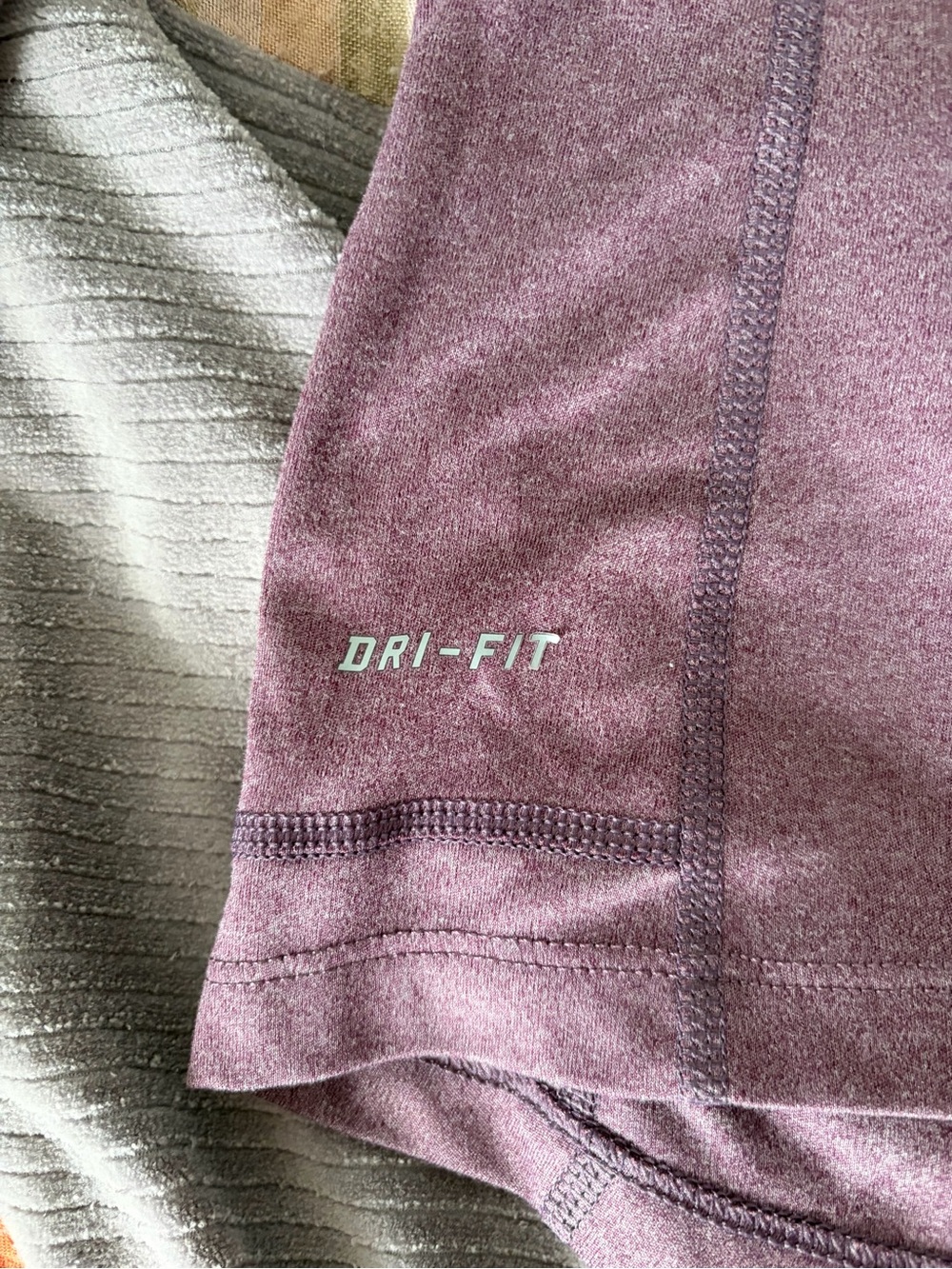 Nike Dri-FIT Running Top - Mauve Purple - Picture 4 of 6